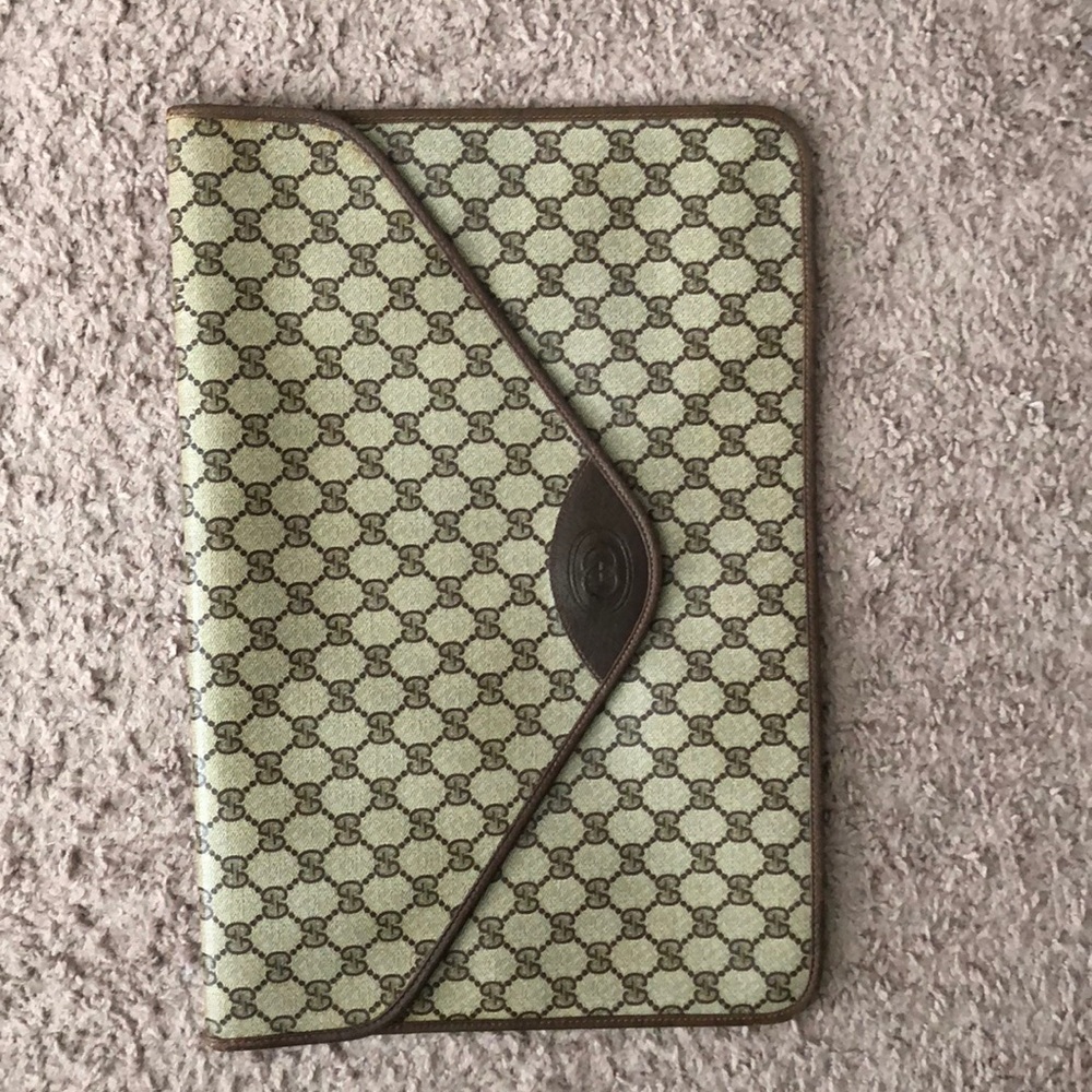 Vintage Gucci Clutch